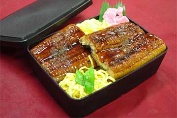 【日帰り9,990円!/横浜・たまプラーザ発】上州いちご狩り食べ放題&うなぎ重弁当の昼食と3キロお土産付き!2